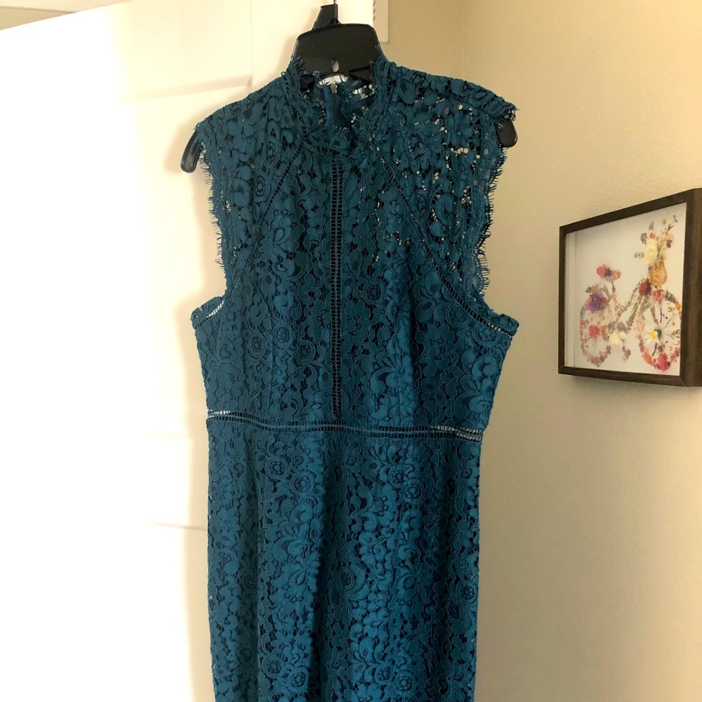 Cocktail Dress. Worn once- excellent condition. Bardot - bought at Nordstrom.